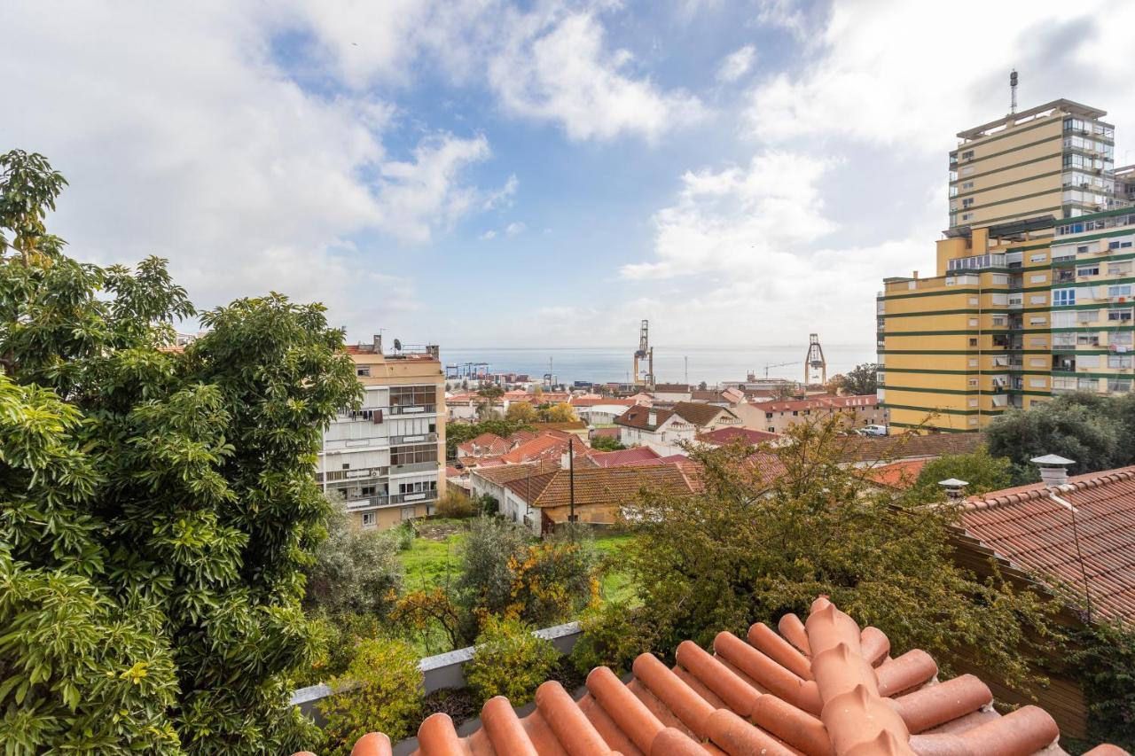 Duques Villa Luxury Guesthouse Lisbon Bagian luar foto