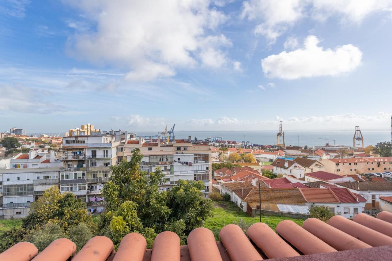Duques Villa Luxury Guesthouse Lisbon Bagian luar foto