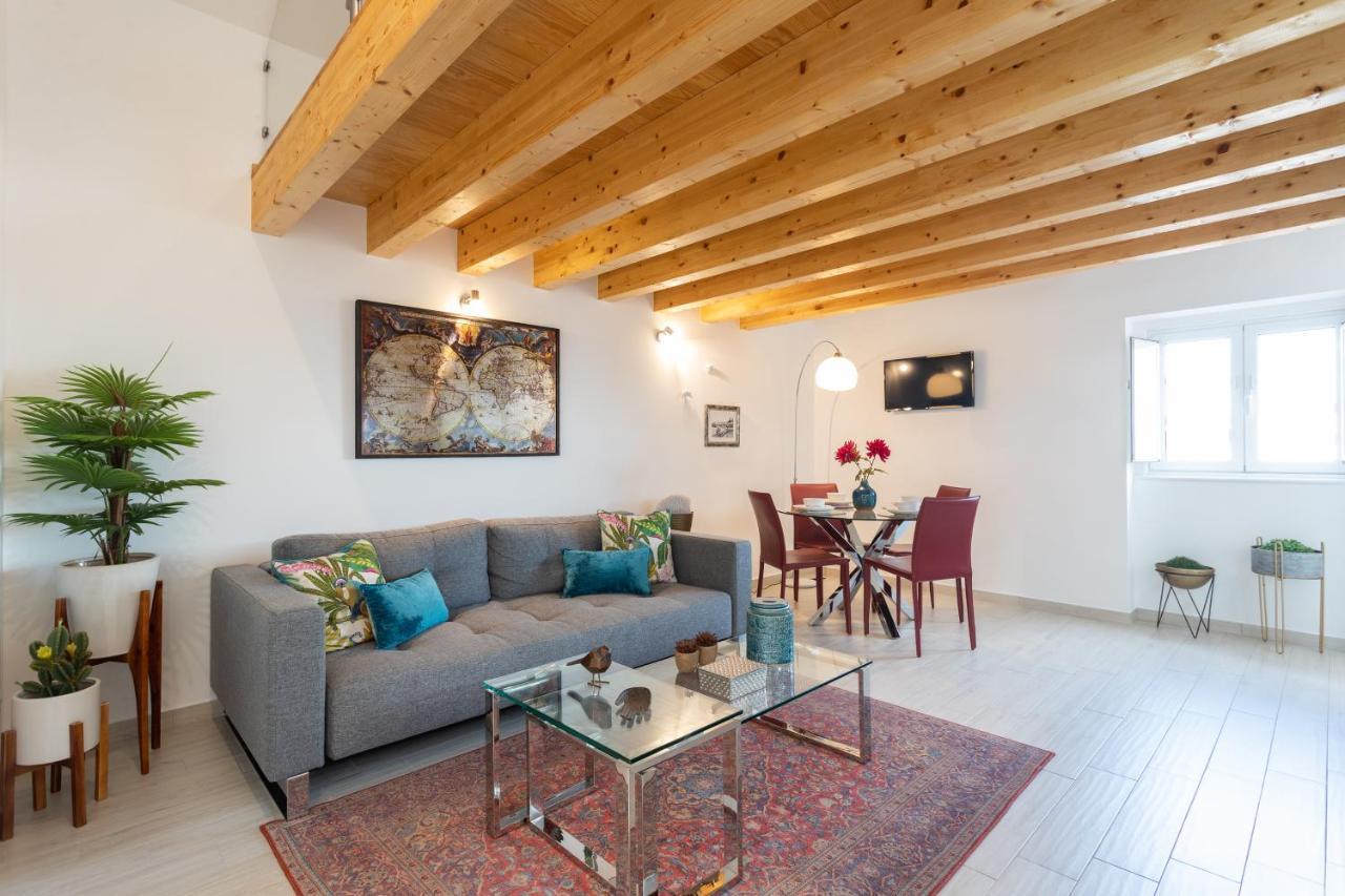 Duques Villa Luxury Guesthouse Lisbon Bagian luar foto