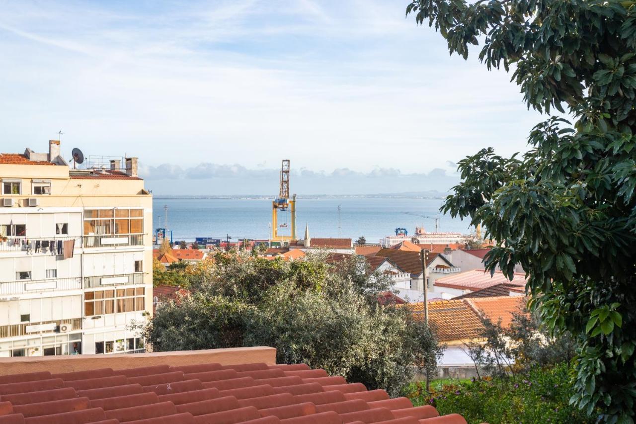 Duques Villa Luxury Guesthouse Lisbon Bagian luar foto